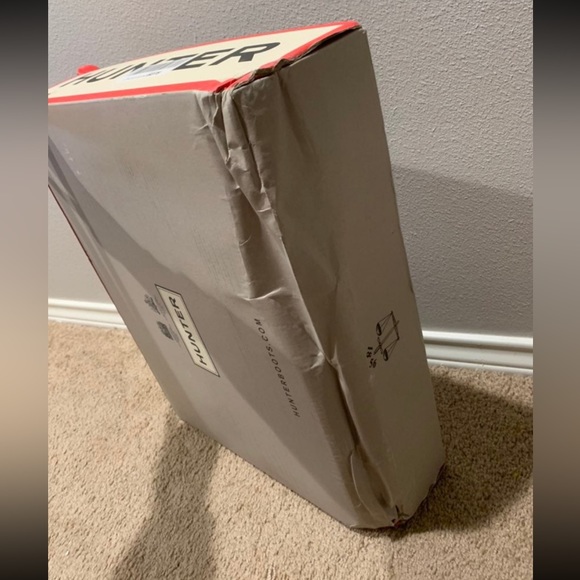 White Hunter Snow Boots - Picture 9 of 12